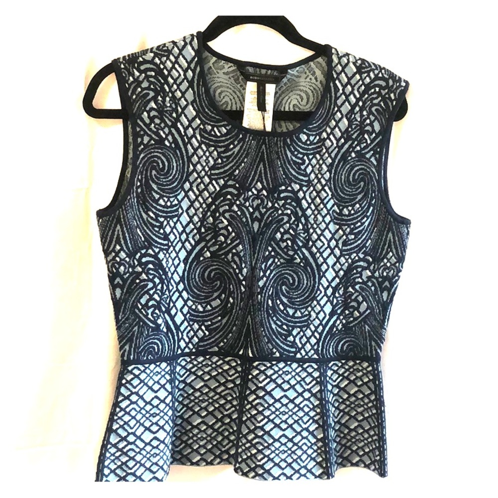 🔥SALE NEW BCBG KNIT VEST!